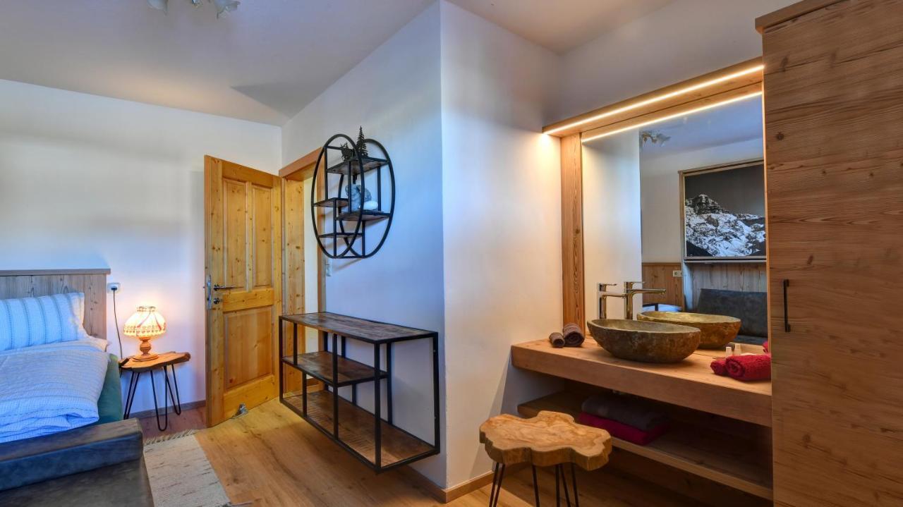 Landhaus Haitzmann โลเฟอร์ ภายนอก รูปภาพ